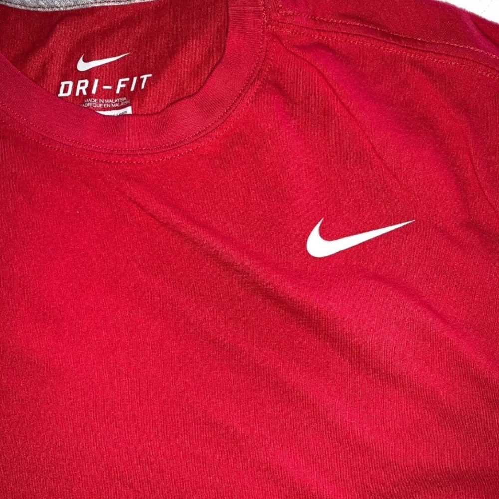 Nike Dri Fit Training Shirt Size L